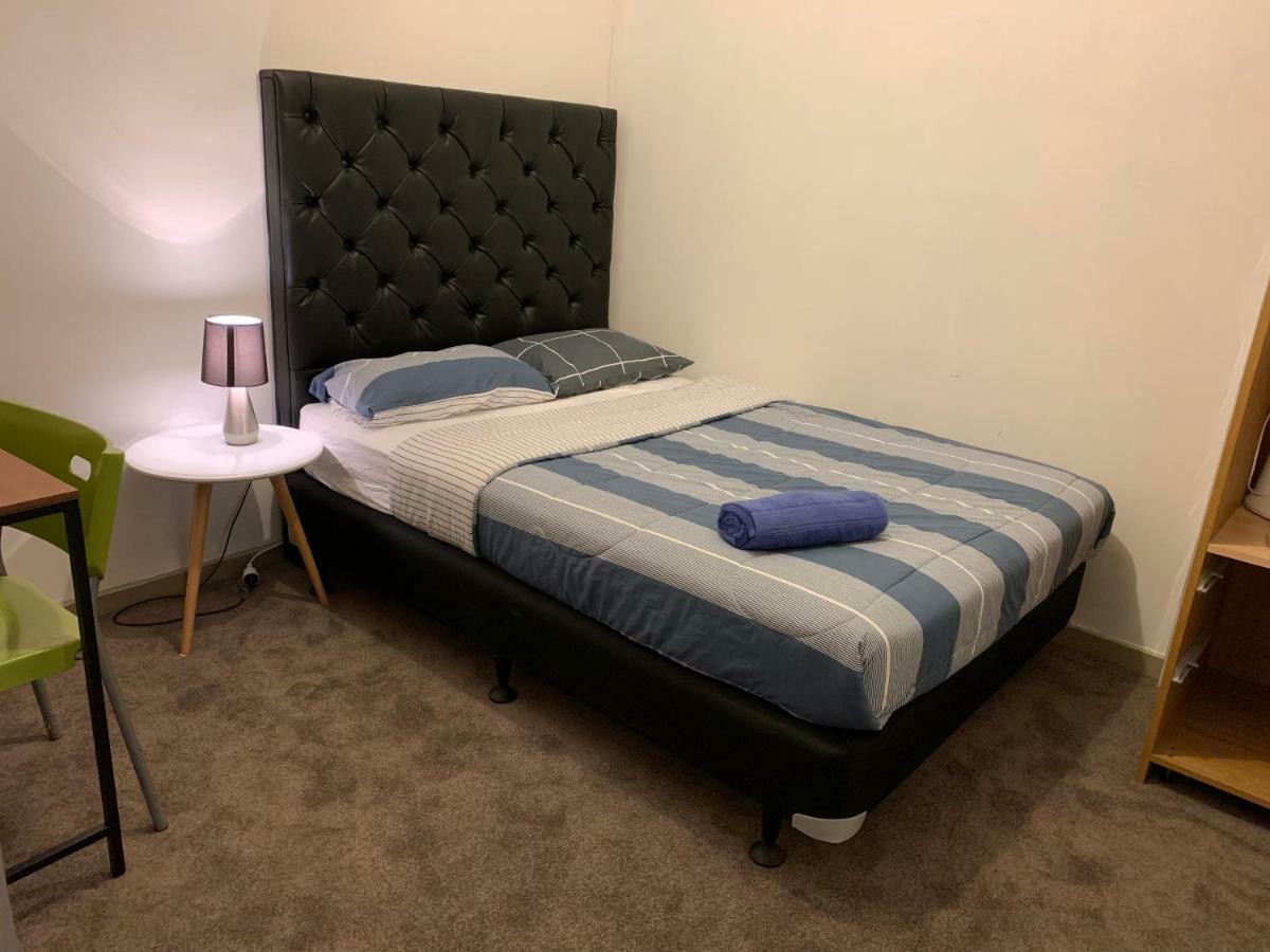 Hostel Lifestyle *