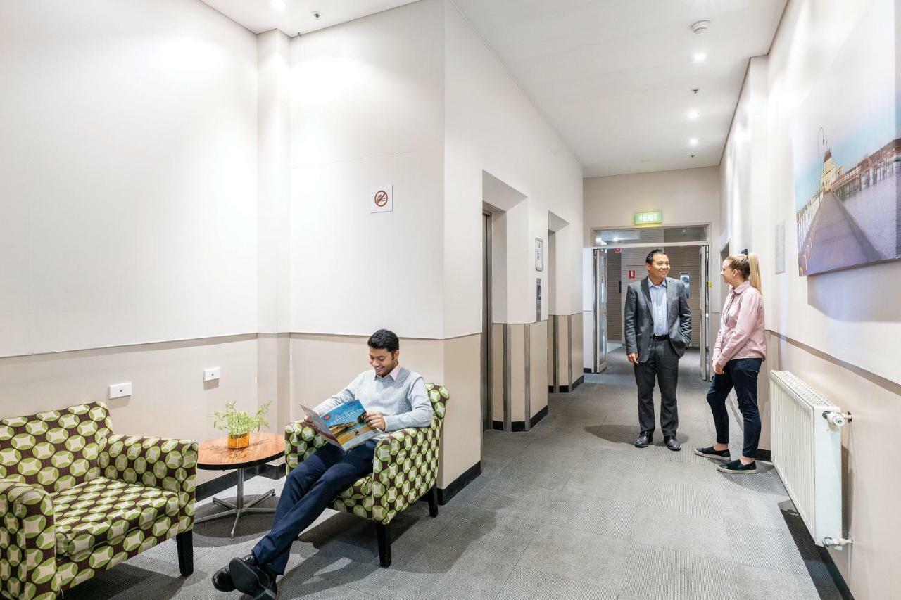Ibis Styles Kingsgate Hotel Melbourne