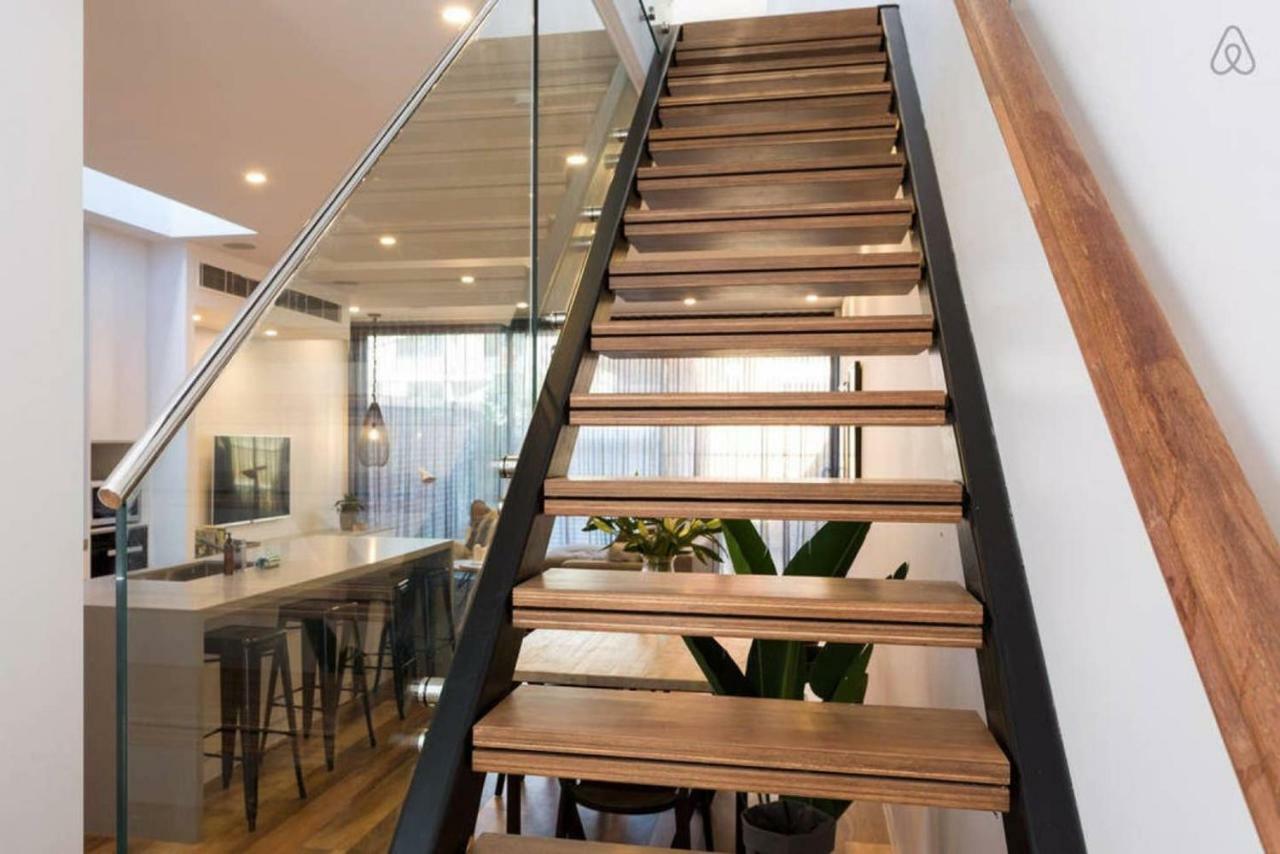 Lola Three Levels Of Style With Rooftop Terrace Bed & Breakfast *