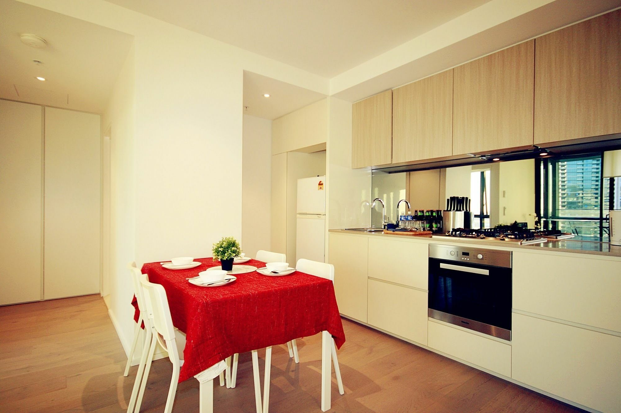 Onelife Docklands Luxury Apartment Melbourne