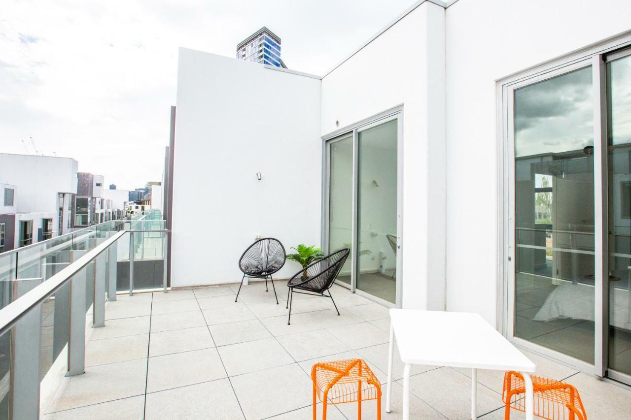 Docklands Waterfront Luxury * Melbourne