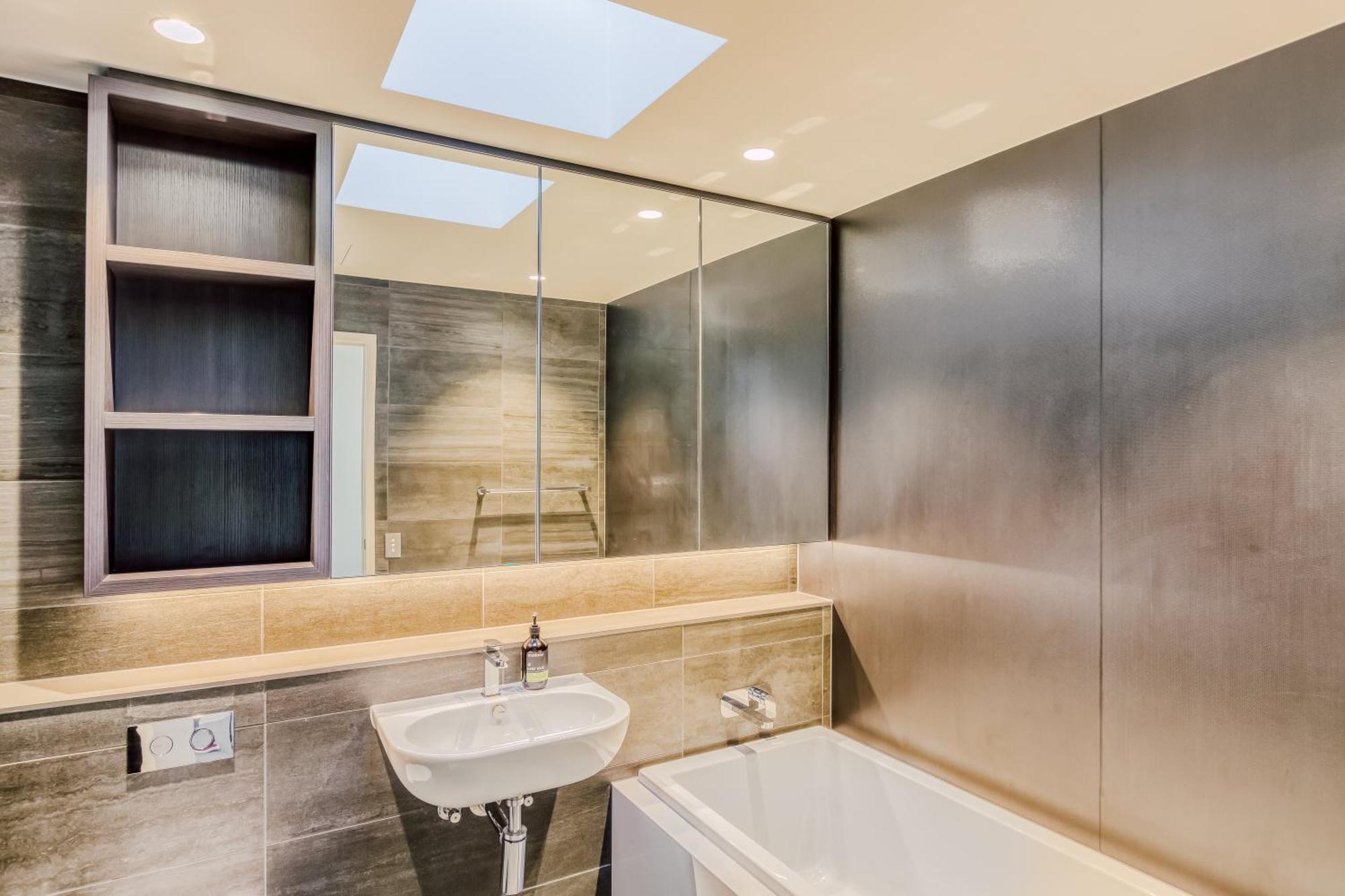 Docklands Waterfront Luxury Melbourne