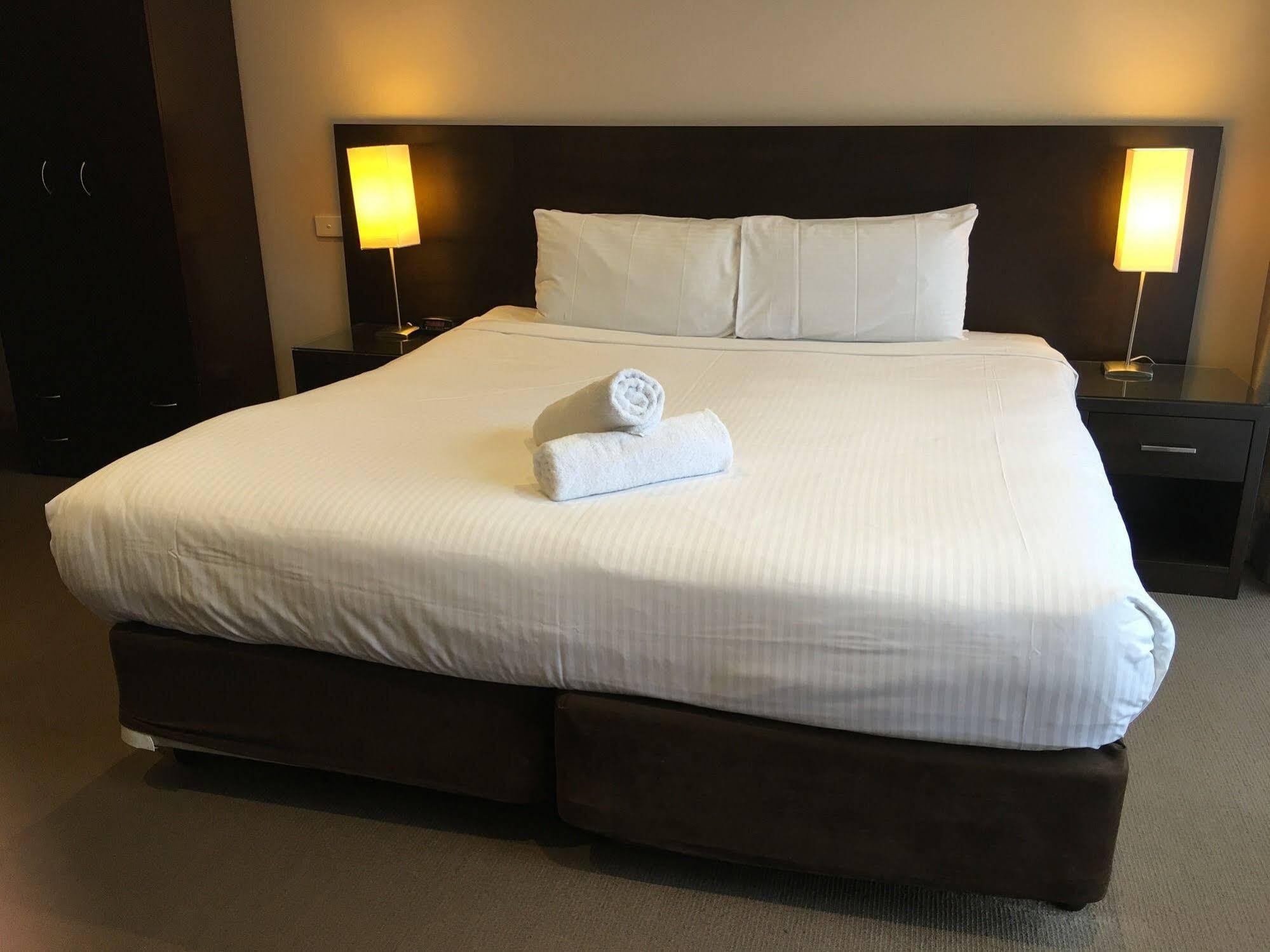 Kimberley Gardens Hotel, Serviced And Serviced 4* Melbourne