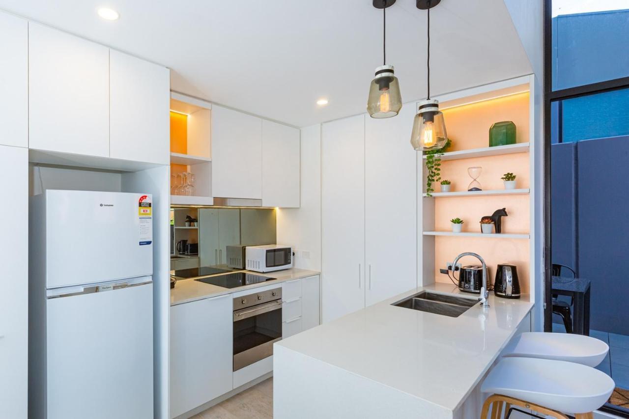 Bond Quarter Loft