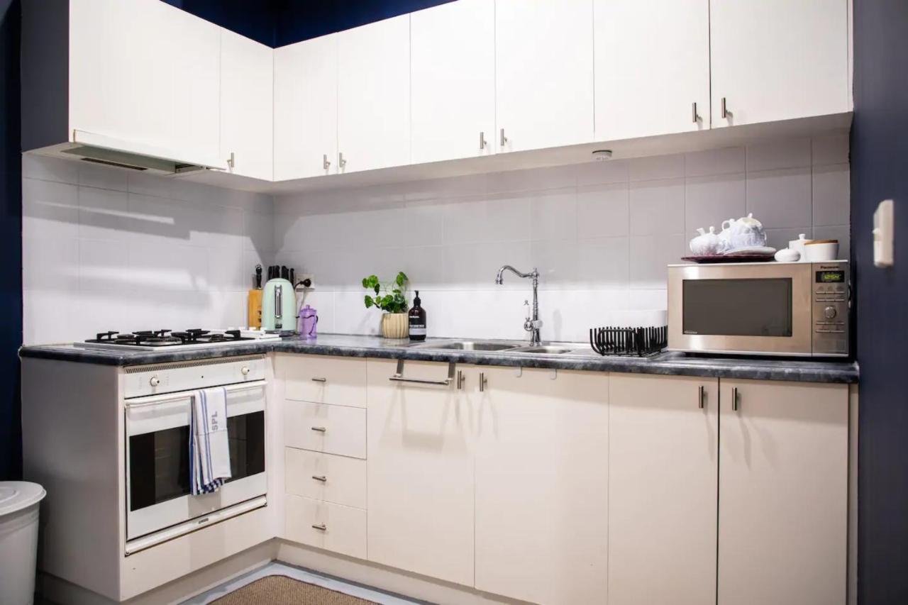 Cozy 3 Bedroom In The Heart Of Cbd Melbourne