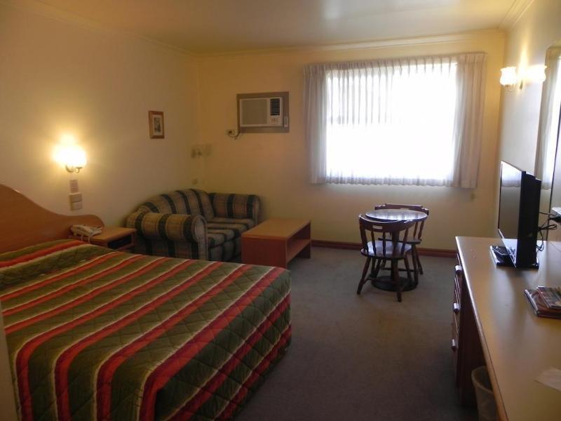 St Georges Motor Motel 3*