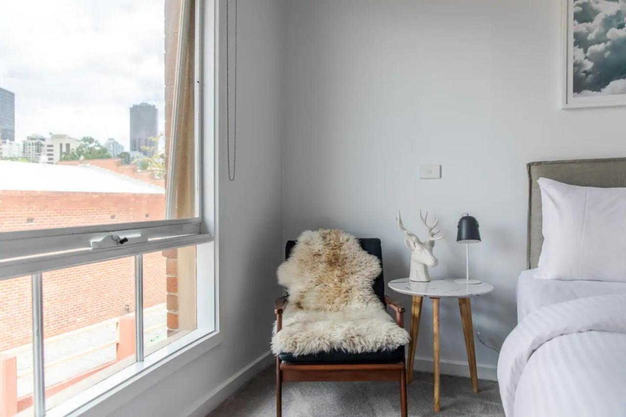 Luxury Spacious 2 Bedroom Fitzroy * Melbourne