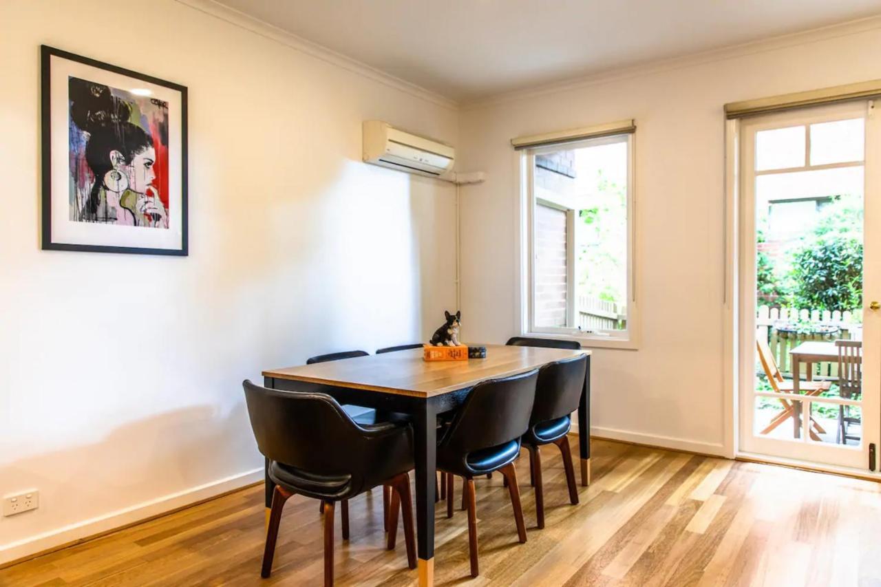 Luxury Spacious 2 Bedroom Fitzroy Apartment Melbourne
