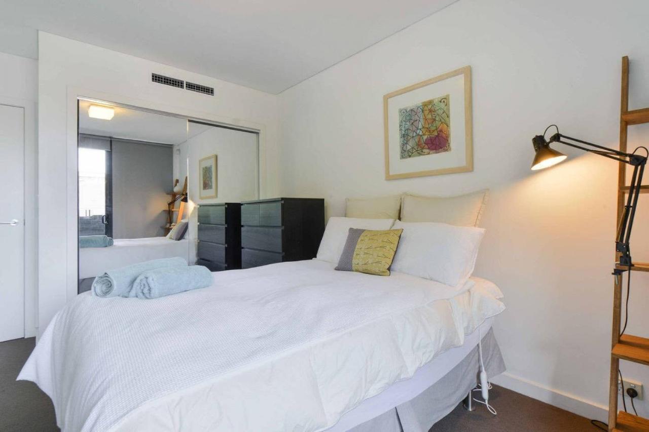 Apartment Hazel Chapel St Socialite. Pool, Spa & Gym Melbourne