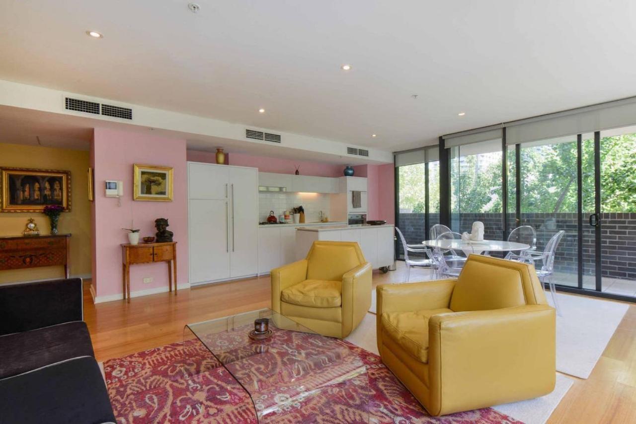 Hazel Chapel St Socialite. Pool, Spa & Gym