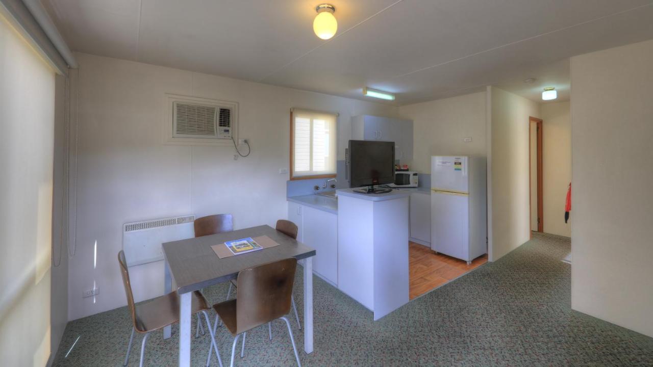 Airport Tourist Village Holiday park 3*