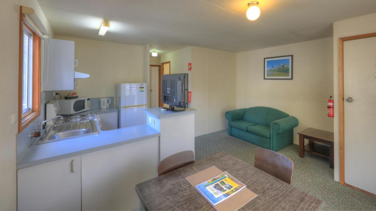 Airport Tourist Village 3*
