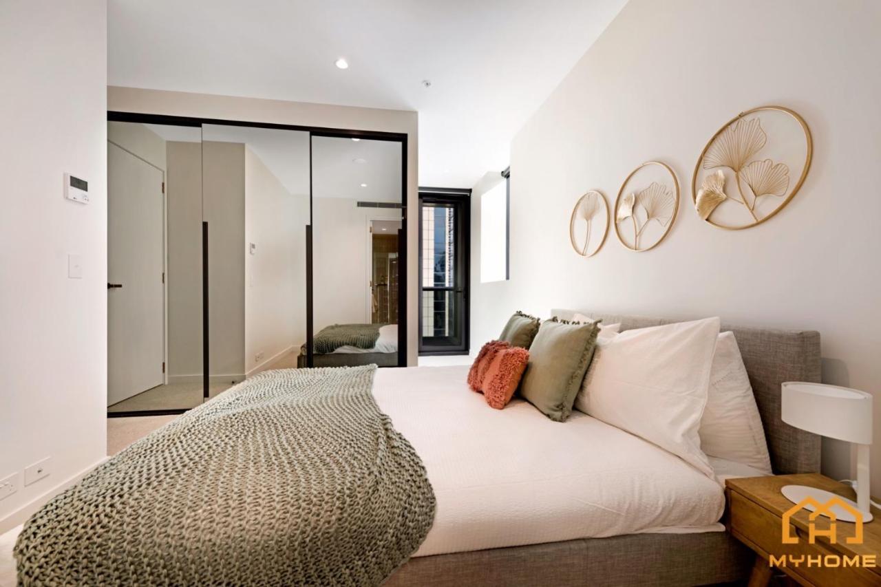 Collins House -myhome Aparthotel *