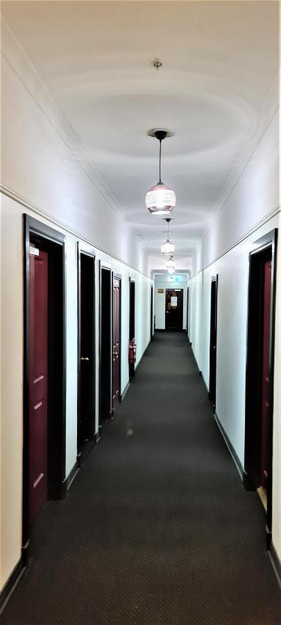 Brunswick Tower 3*